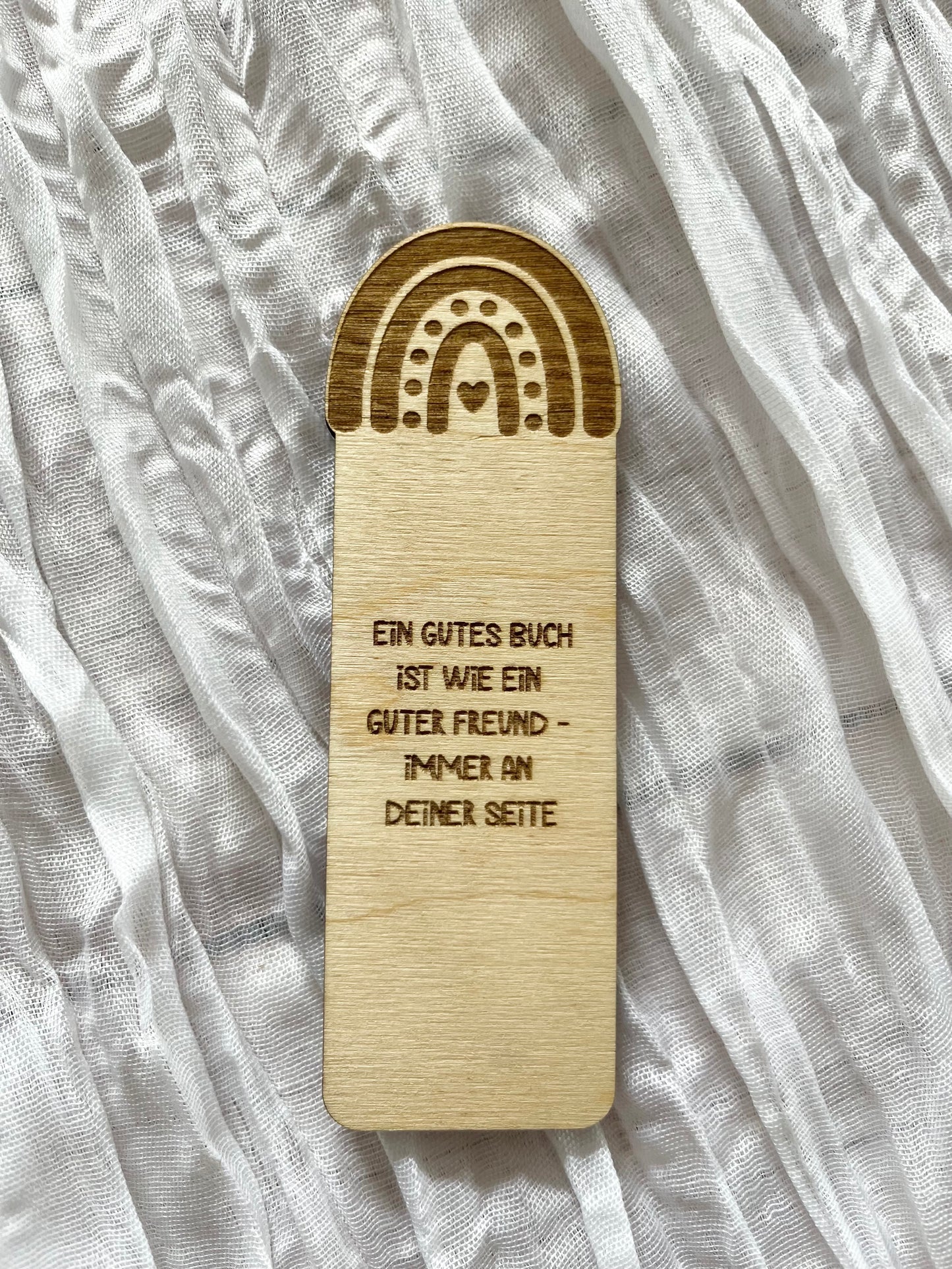 Holzlesezeichen zur Einschulung mit verschiedenen Motiven