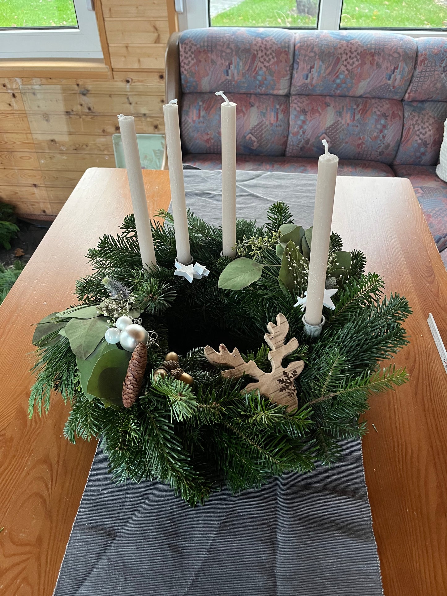 Adventskranz Hirsch Beige